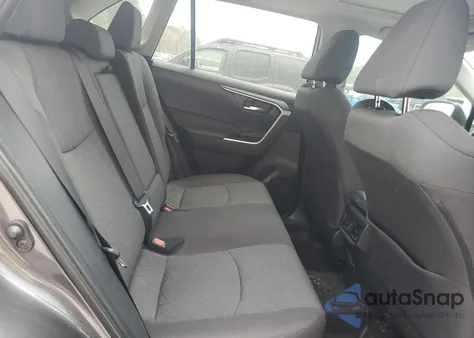 2024 Toyota Rav4 Xle из США, поврежденный, VIN 2T3W1RFVXRC269857